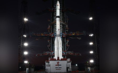स्पेस में ISRO ने लगाया शतक: आज सुबह 100वां रॉकेट किया लॉन्च, GSLV-F15 से NVS-02 मिशन प्रक्षेपित