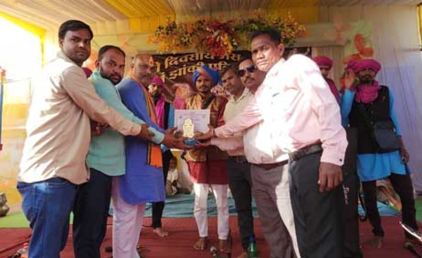 रामायण व देवी जस गायन एवं झांकी प्रतियोगिता में पहुंचे दुर्ग ग्रामीण विधायक ललित चंद्राकर