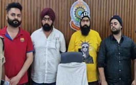 ब्रेकिंग न्यूज : रायपुर में गर्लफ्रेंड को लेकर चली गोली, पिता-पुत्र समेत चार गिरफ्तार