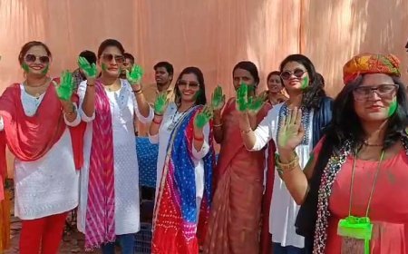 नेत्रहीन बच्चों के लिए रंगों से परे खास होली उत्सव