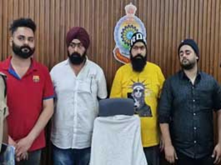 ब्रेकिंग न्यूज : रायपुर में गर्लफ्रेंड को लेकर चली गोली, पिता-पुत्र समेत चार गिरफ्तार