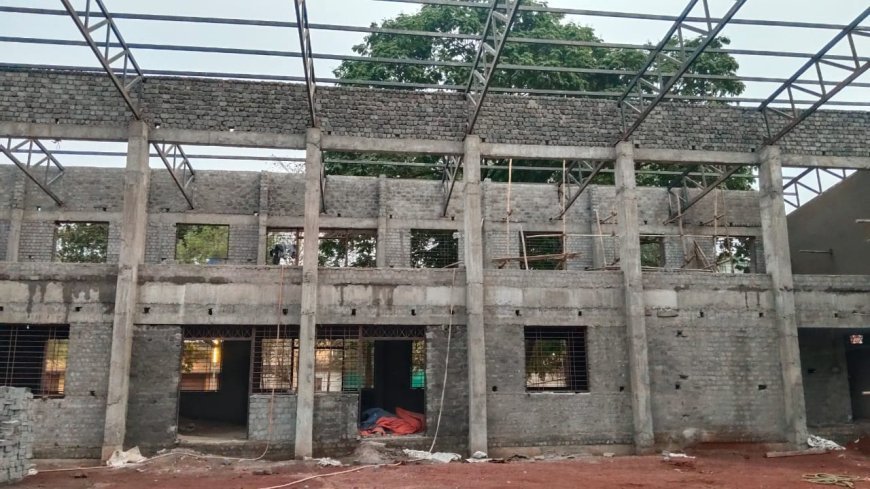 विधायक गजेन्द्र यादव की पहल से दुर्ग में तैयार हो रहा आधुनिक बैडमिंटन कोर्ट और स्विमिंग पुल