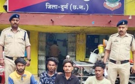 खास समाचार : शोभायात्रा में उत्पात मचाने वाले चार बदमाश गिरफ्तार, चाकू के साथ दबोचे गए आरोपी