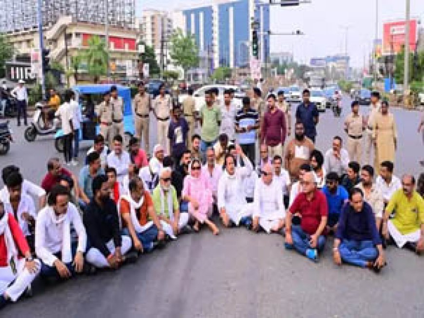 ट्रक ने पीएचडी की तैयारी कर रही युवती को कुचला, हादसे के बाद कांग्रेसियों पर FIR