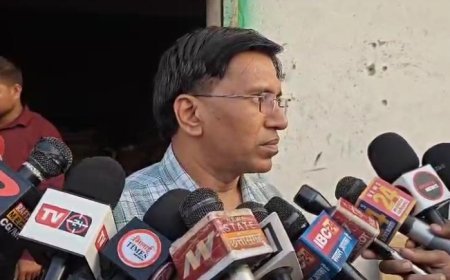 फूड सेफ्टी टीम की दुर्ग में तीसरी बड़ी रेड: बिना लाइसेंस की फैक्ट्री से फिर जब्त हुए संदिग्ध पदार्थ