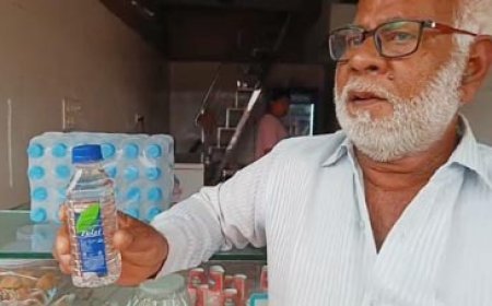 सील बंद पानी की बोतल में निकला कीड़ा, व्यापारी ने की कलेक्टर और निगम आयुक्त से शिकायत