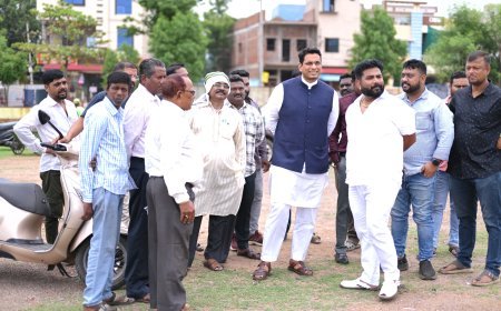 खुर्सीपार में एस्ट्रोटर्फ क्रिकेट ग्राउंड तैयार: खिलाड़ियों को मिलेगा अभ्यास का नया मंच