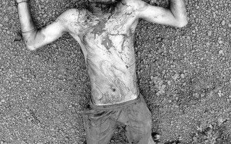 ब्रेकिंग न्यूज : भिलाई में युवक की निर्मम हत्या: कांच की बोतल से गला रेतकर मार डाला