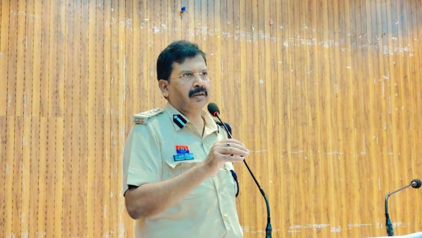 सूरजपुर में नवीन कानूनों पर छह दिवसीय प्रशिक्षण सत्र का समापन, प्रशासनिक अधिकारियों को दी गई महत्वपूर्ण जानकारी