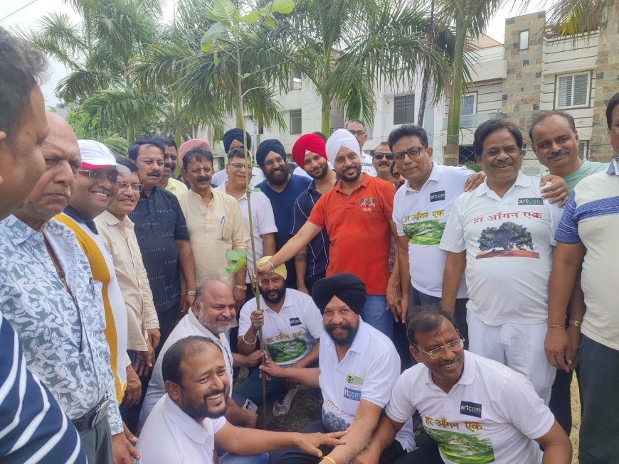आर्टकॉम का पर्यावरण संकल्प: आम्रपाली कॉलोनी में 51 पौधे रोपित, सांसद विजय बघेल रहे मुख्य अतिथि