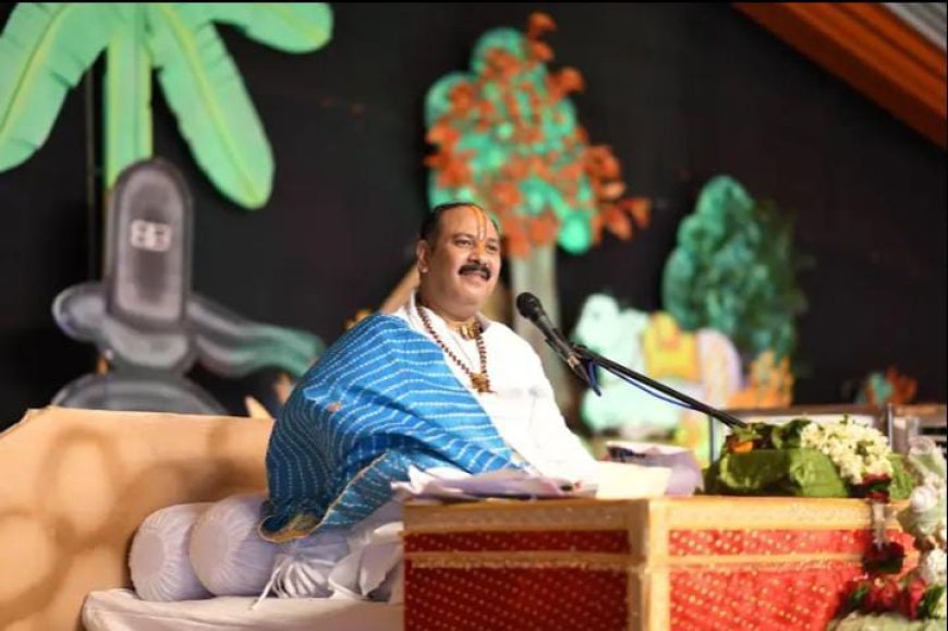 “शिव की महिमा के साथ छत्तीसगढ़ पुलिस को मिला साधुवाद: प्रदीप मिश्रा जी ने की खुलकर प्रशंसा”