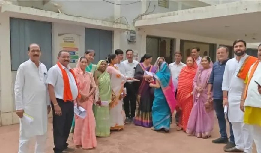 जनपद पाटन की सामान्य सभा में गूंजे किसानों की समस्याएं, खाद संकट और खनिज चोरी का उठा मुद्दा