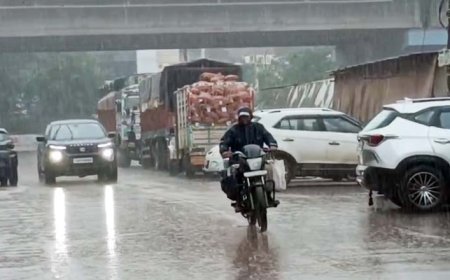 बादलों ने किया इंतज़ार खत्म, इस्पात नगरी में झमाझम बारिश से मौसम सुहाना