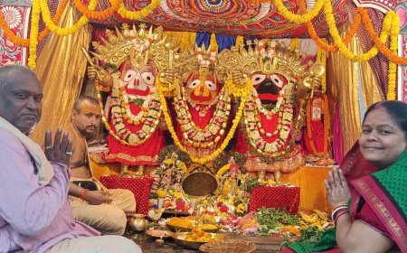 स्वर्ण वेश में जगन्नाथ जी ने रथ से दिए दर्शन, 8 जुलाई को श्रीमंदिर में होगा नीलाद्री विजय