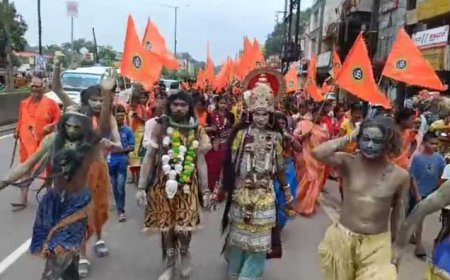 1008 मीटर भगवा ध्वज संग शिवनाथ कांवड़ यात्रा: सनातन चेतना और एकता की अद्वितीय मिसाल