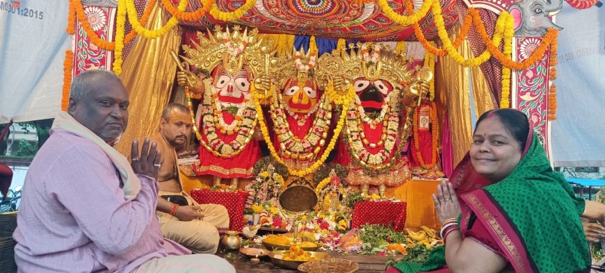 स्वर्ण वेश में जगन्नाथ जी ने रथ से दिए दर्शन, 8 जुलाई को श्रीमंदिर में होगा नीलाद्री विजय