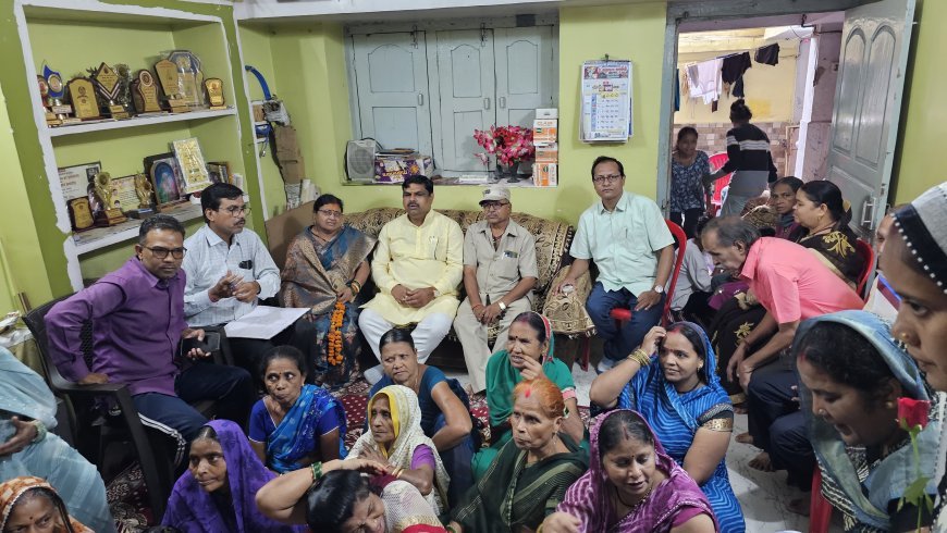 ‘मन की बात’ का 124वां एपिसोड भाजपा कार्यकर्ताओं और क्षेत्रवासियों ने सुना, विधायक गजेन्द्र यादव रहे शामिल