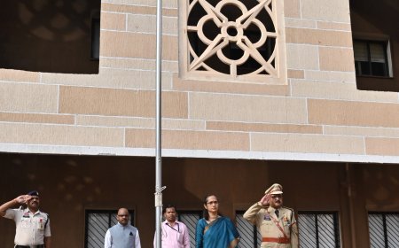 "मंत्रालय में स्वतंत्रता दिवस उत्सव, अपर मुख्य सचिव ने फहराया तिरंगा"