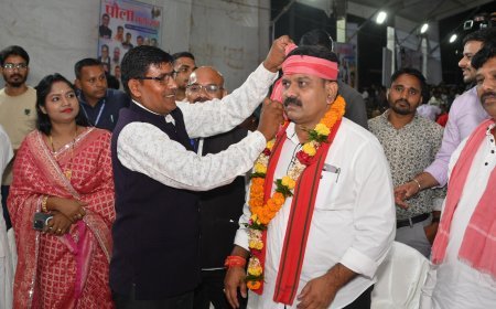 गृह मंत्री विजय शर्मा पहुंचे मड़ियापार, पोरा महोत्सव में की 50 लाख के मिनी स्टेडियम की घोषणा