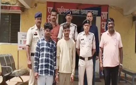 अकलतरा स्टेशन पर गांजा तस्करी का खुलासा: मध्यप्रदेश के दो युवक गिरफ्तार, 20 किलो से ज्यादा माल जब्त