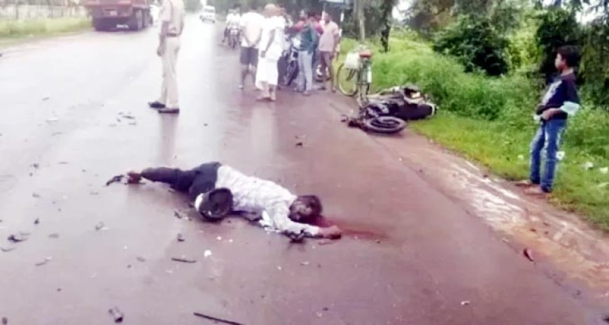 बालोद में दर्दनाक हादसा: ट्रक की टक्कर से पिता-बेटी की मौत, बाइक दो टुकड़ों में बंटी