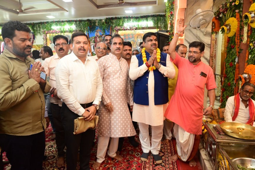 भव्य शोभायात्रा के साथ संपन्न हुआ बाबा रामदेव जन्मोत्सव