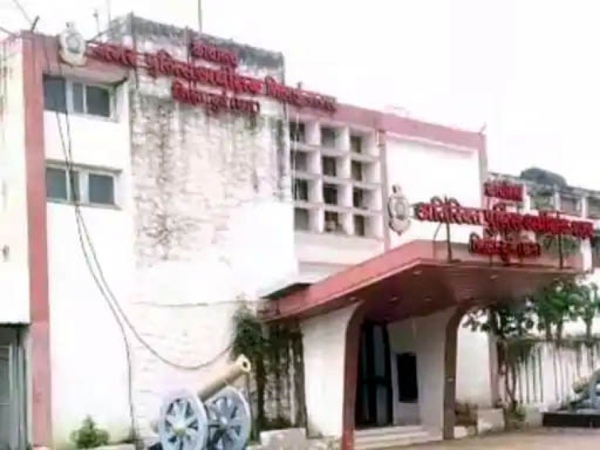 चाकू–कटर गैंग गिरफ्तार, पुलिस–बीएसपी कर्मी भी बने थे शिकार