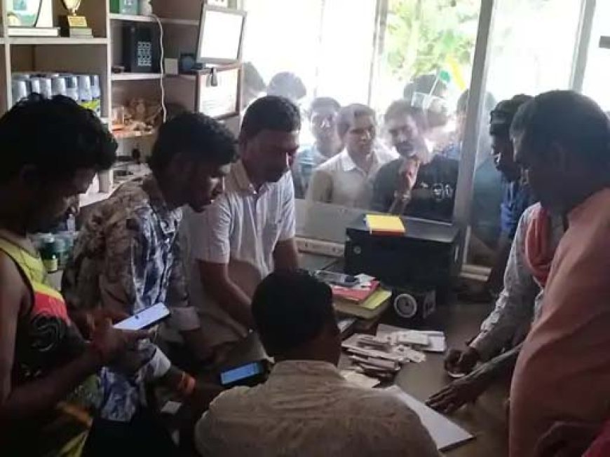 बिलासपुर में खाद विक्रय में अनियमितता पर कार्रवाई:3 दुकानों के लाइसेंस निलंबित, 300 स्थानों पर निरीक्षण, 113 बोरी यूरिया जब्त