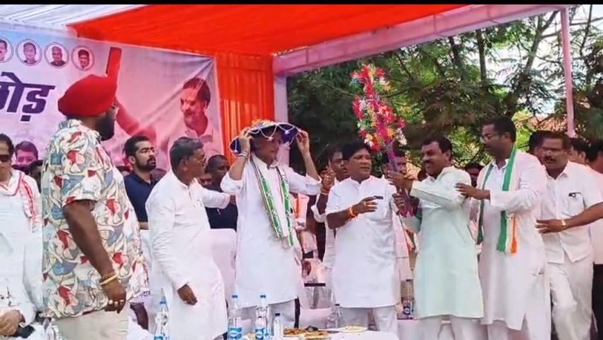 “वोट चोर गद्दी छोड़” अभियान में दुर्ग पहुंचे सचिन पायलट, कार्यकर्ताओं ने किया गर्मजोशी से स्वागत