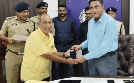 SSP विजय अग्रवाल ने 201 गुम मोबाइल बरामद कर मालिकों को किए सुपुर्द