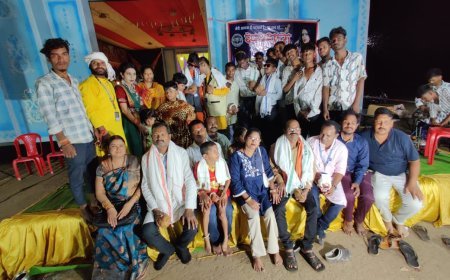 नेत्रहीन बच्चों ने सुनाया श्रद्धा का सुर — पुलगांव के माता लक्ष्मी पंडाल में विशेष जगराता