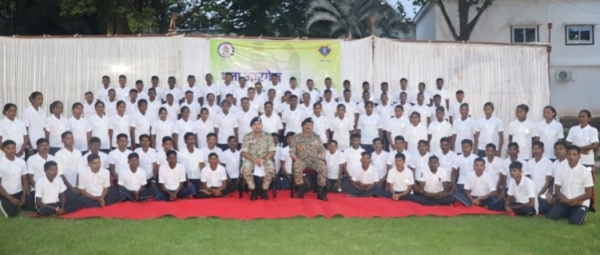 106.30 लाख रूपये के ईनामी 49 माओवादी सहित 103 माओवादियों ने किया आत्मसमर्पण