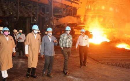 रोलिंग के दौरान गड़बड़ी! बिलेट टकराया मशीन से, टूटा स्टैंड-2 का फाउंडेशन, BSP में मचा हड़कंप…