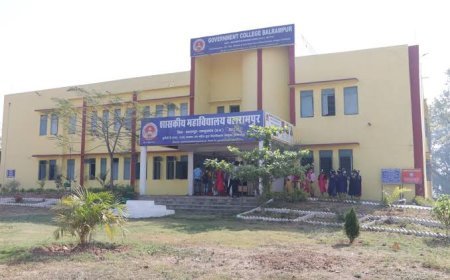 'Noge- नाक, Eare- आंख, Ley- आंख,' मास्टर साहब ने पढ़ाई ऐसी अंग्रेजी, वायरल हुई वीडियो तो हुए निलंबित