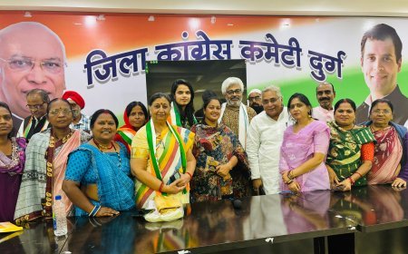 दुर्ग कांग्रेस में हुआ SIR का विशेष प्रशिक्षण— विनोद वर्मा ने प्रशिक्षित किया; वोरा सहित अनेक कांग्रेसजन रहे उपस्थित*