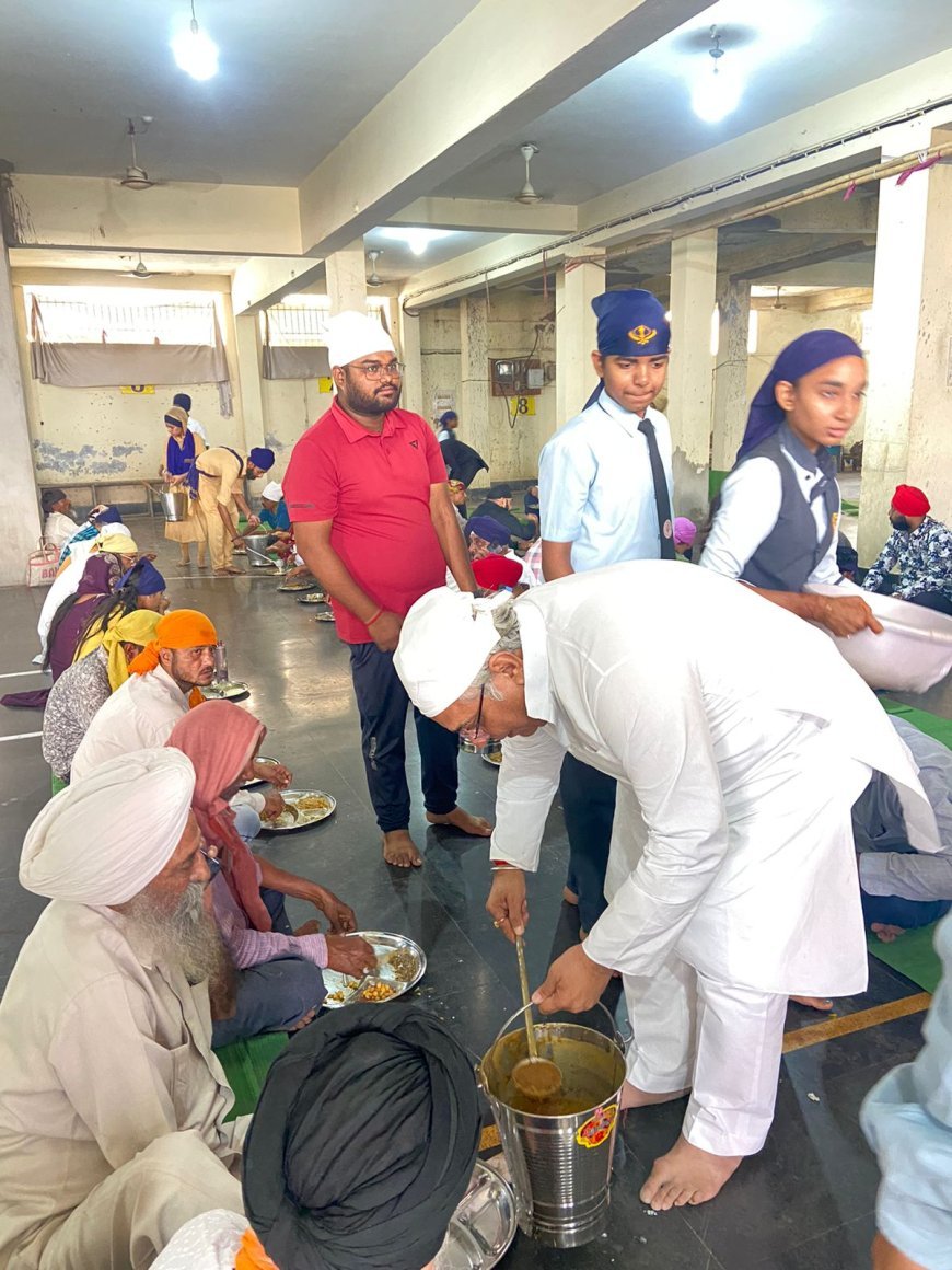 गुरु पर्व पर अरुण वोरा ने गुरुद्वारे में की सेवा, कहा — “समानता और मानवता का संदेश सदा अमर रहेगा”