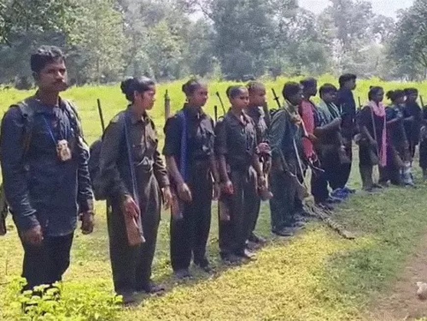 नक्सलियों की नई घोषणा: 1 जनवरी को सामूहिक सरेंडर, देवजी की गिरफ्तारी पर दो गुटों में अलग बयान