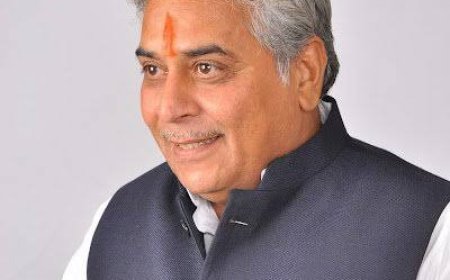 नेशनल हेराल्ड FIR पर सियासत गरमाई: वोरा बोले—यह विपक्ष को डराने की कोशिश