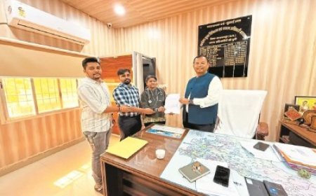 बस्तर में स्वास्थ्य कर्मियों का सामूहिक आंदोलन, आज से शाम की OPD सेवाएं बंद, जानें वजह…