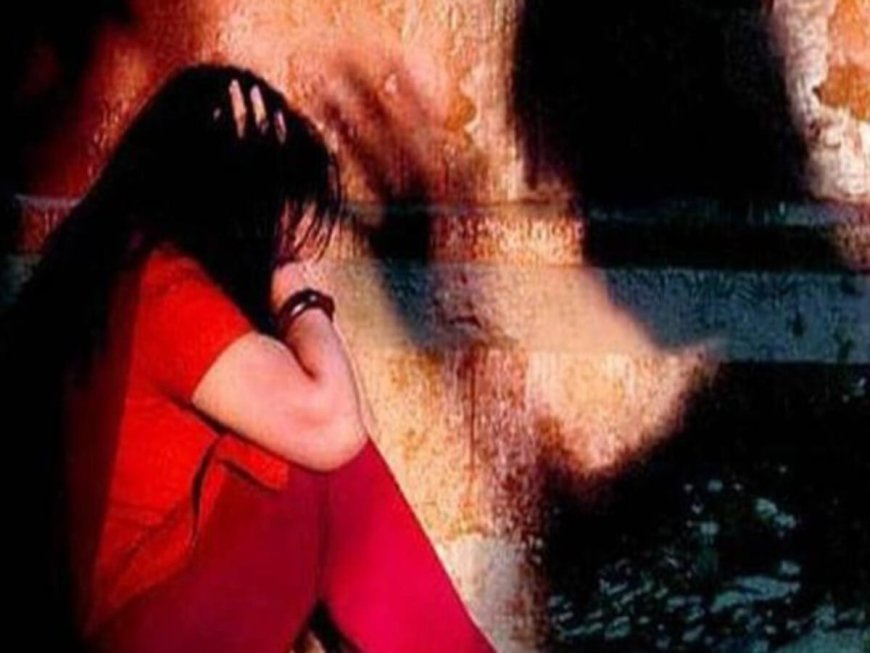 कपड़े सिलवाने के बहाने महिला से माँगा नंबर, फिर… अश्लील कॉल कर देता रहा धमकियाँ, जानें शादीशुदा युवक की शर्मनाक हरकतें…