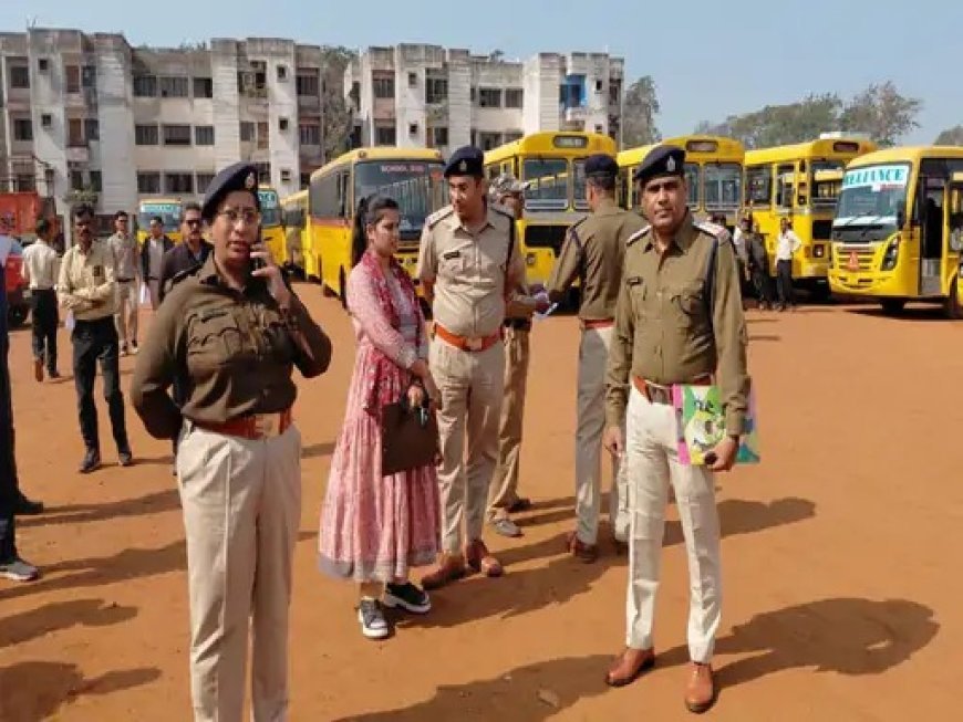 दुर्ग में स्कूल बसों की सख्त जांच: 65 बसों में खामियां उजागर, 50 हजार से अधिक का जुर्माना, 26 ड्राइवरों की आंखों में पाई गई कमी