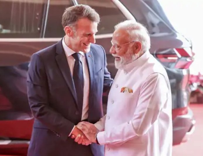 भारत में बनेगा दुनिया का सबसे ऊंचाई तक उड़ने वाला हेलिकॉप्टर, मोदी-मैक्रों ने मजबूत किए रिश्ते