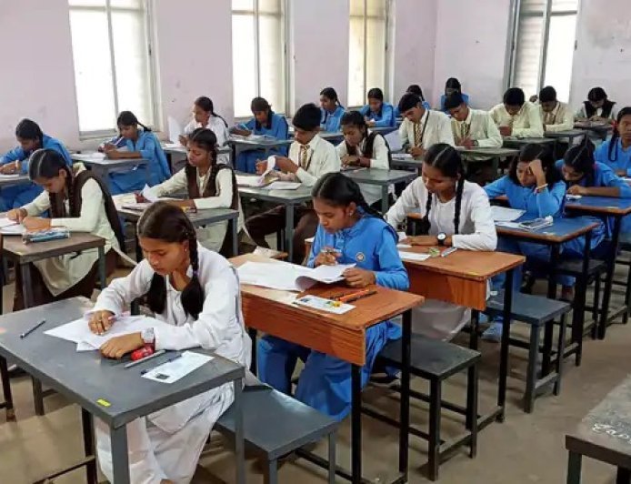 5वीं-8वीं में फिर बोर्ड परीक्षा: हाईकोर्ट ने निजी स्कूलों की याचिका ठुकराई