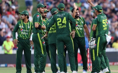 पाकिस्तानी खिलाड़ी की शर्मनाक हरकत, महिला स्टाफ के साथ की बदतमीजी, मैनेजर को मांगनी पड़ी माफी