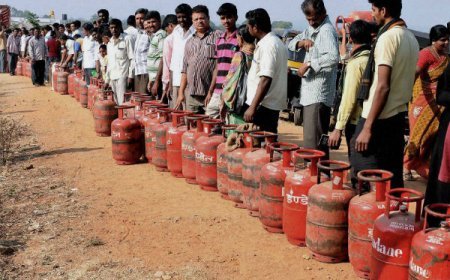 सिलेंडर की किल्लत से इस शहर की फूड इंडस्ट्री को हर दिन हो सकता है 100 करोड़ का नुकसान