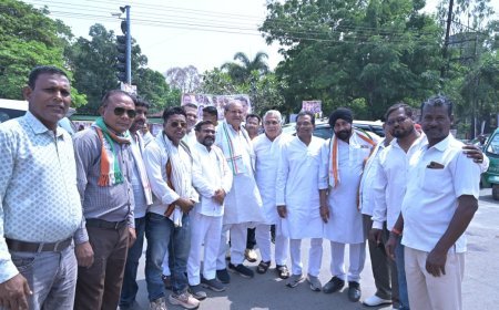 मनरेगा पर वार, गैस पर मार: रायपुर में कांग्रेस का उग्र विधानसभा घेराव, अरुण वोरा ने साधा भाजपा पर निशाना”*