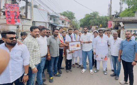 महावीर जयंती पर शोभायात्रा का भव्य स्वागत, शहर में दिखा उत्सव का उत्साह