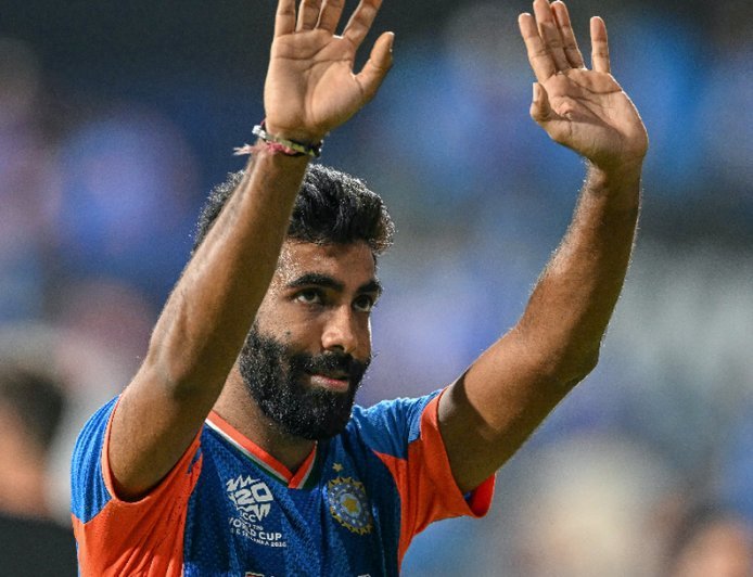 सेमीफाइनल की पहली ही गेंद पर बुमराह ने रचा इतिहास, इतने विकेट के साथ अब 7 भारतीय दिग्गजों के खास क्लब में हुए शामिल