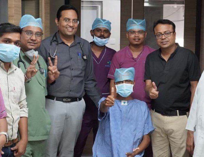 दुर्ग में सफल किडनी ट्रांसप्लांट, मां बनी बेटे की जिंदगी की सबसे बड़ी दाता