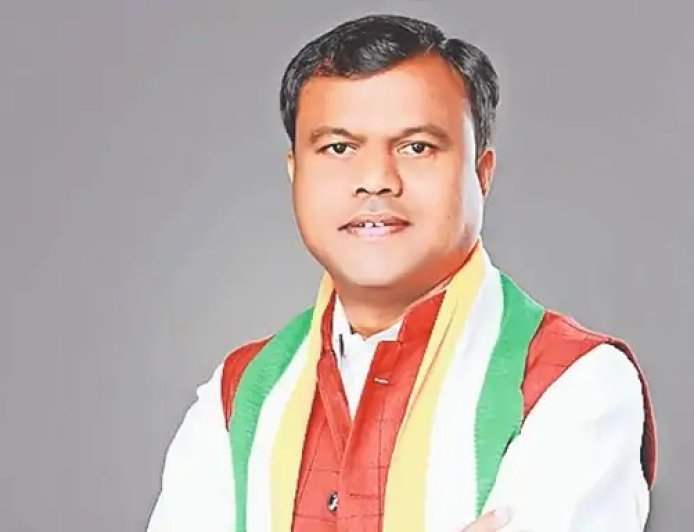 एक्साइज कटौती पर सियासत तेज: दीपक बैज बोले—जनता नहीं, कंपनियों को मिल रहा फायदा